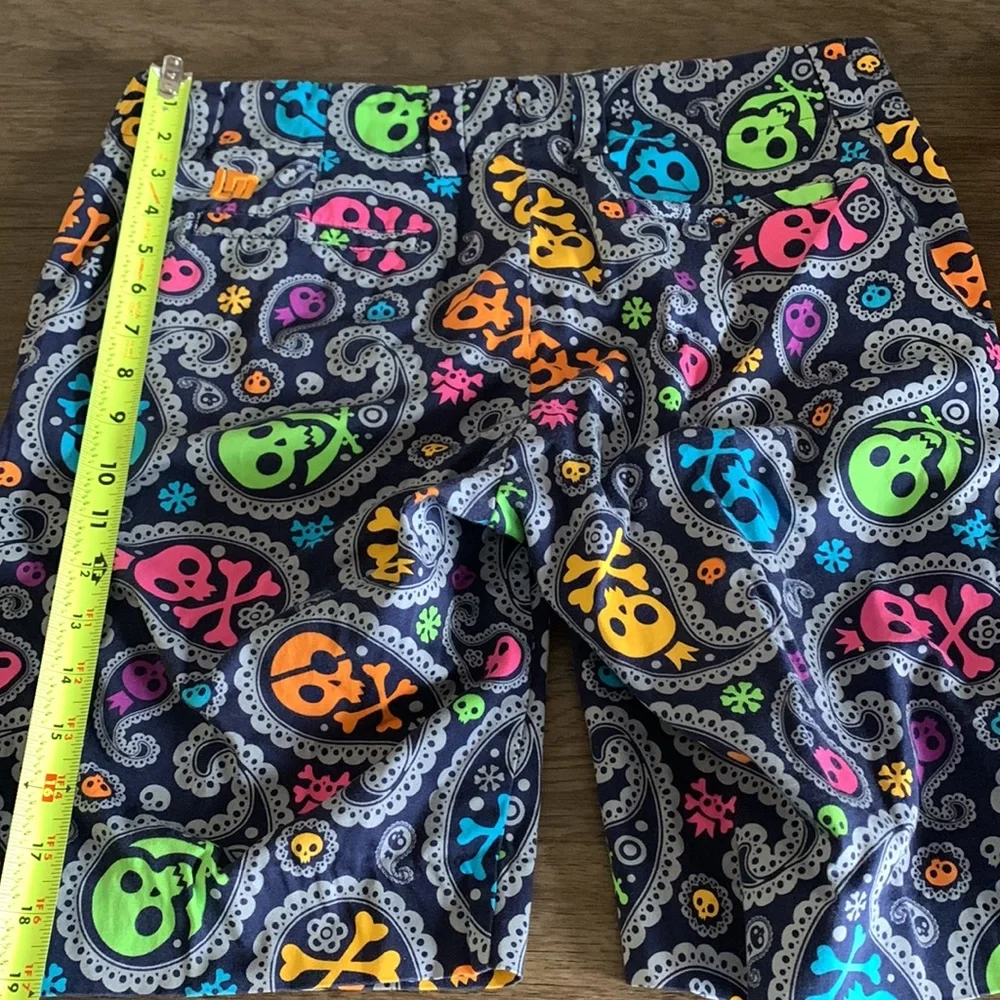 Shorts - Picture 4 of 5